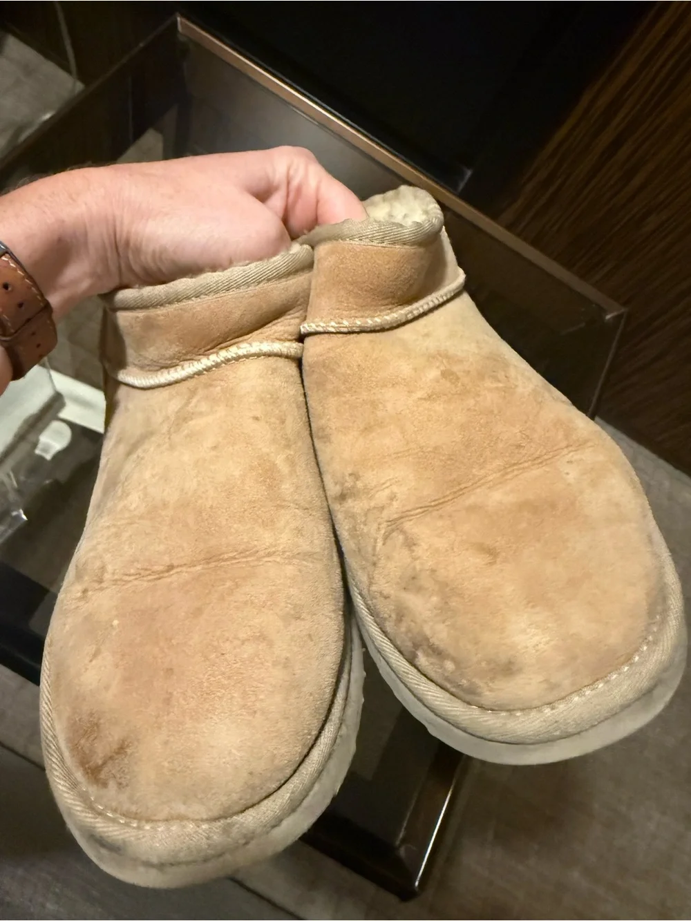 UGG Tan Suede Shearling-Lined Ankle Boots Women’s Size 8 Damaged